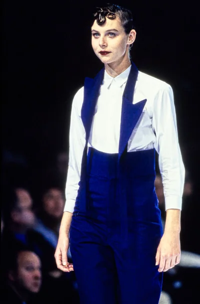 Look 60
